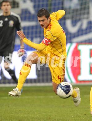 Fussball Laenderspiel. Testspiel. Rumaenien gegen Italien. Gabriel Sebastian Tamas (Rumaenien). Klagenfurt, am 17.11.2010.
Foto: Kuess
---
pressefotos, pressefotografie, kuess, qs, qspictures, sport, bild, bilder, bilddatenbank