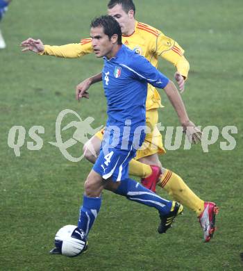 Fussball Laenderspiel. Testspiel. Rumaenien gegen Italien. Cristian Ledesma (ITA). Klagenfurt, am 17.11.2010.
Foto: Kuess
---
pressefotos, pressefotografie, kuess, qs, qspictures, sport, bild, bilder, bilddatenbank