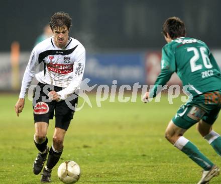 Fussball. Erste Liga. RZ Pellets WAC/St. Andrae gegen  SC Austria Lustenau. Christian Falk, (WAC), Benedikt Zech (Lustenau). Wolfsberg, 19.11.2010. 
Foto: Kuess

---
pressefotos, pressefotografie, kuess, qs, qspictures, sport, bild, bilder, bilddatenbank