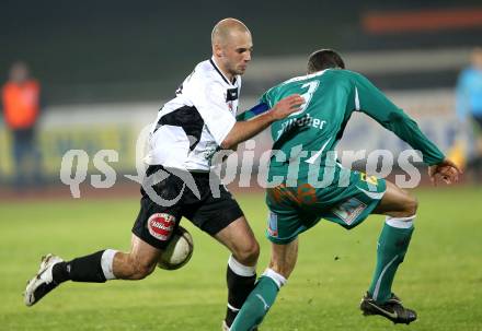 Fussball. Erste Liga. RZ Pellets WAC/St. Andrae gegen  SC Austria Lustenau. Stephan Stueckler, (WAC), Peter Poellhuber (Lustenau). Wolfsberg, 19.11.2010. 
Foto: Kuess

---
pressefotos, pressefotografie, kuess, qs, qspictures, sport, bild, bilder, bilddatenbank