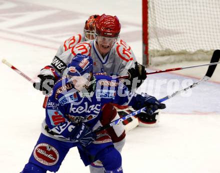 EBEL. Eishockey Bundesliga. EC Pasut VSV gegen HK Acroni Jesenice.  KASPITZ Roland (VSV), NOLAN Douglas (Jesenice). Villach, am 19.11.2010.
Foto: Kuess 


---
pressefotos, pressefotografie, kuess, qs, qspictures, sport, bild, bilder, bilddatenbank