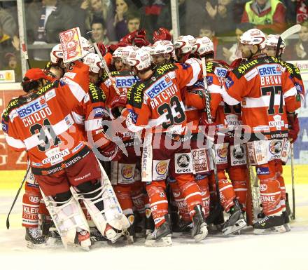 EBEL. Eishockey Bundesliga. KAC gegen EC Red Bull Salzburg. Jubel KAC. Klagenfurt, am 21.11.2010.
Foto: Kuess 

---
pressefotos, pressefotografie, kuess, qs, qspictures, sport, bild, bilder, bilddatenbank