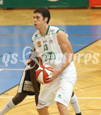 Basketball Bundesliga. Woerthersee Piraten gegen Xion Dukes Klosterneuburg.  Erik Rhinehart (Piraten). Klagenfurt, 6.11.2010.
Foto:  Kuess

---
pressefotos, pressefotografie, kuess, qs, qspictures, sport, bild, bilder, bilddatenbank