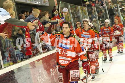 EBEL. Eishockey Bundesliga. KAC gegen HK Acroni Jesenice. Peter Ratchuk, Paul Schellander (KAC). Klagenfurt, am 10.10.2010.
Foto: Kuess 

---
pressefotos, pressefotografie, kuess, qs, qspictures, sport, bild, bilder, bilddatenbank