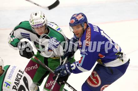 EBEL. Eishockey Bundesliga. EC Pasut VSV gegen HDD TILIA Olimpija Ljubljana. Derek Damon (VSV), KRALJ Jure (Laibach). Villach, am 26.11.2010.
Foto: Kuess 


---
pressefotos, pressefotografie, kuess, qs, qspictures, sport, bild, bilder, bilddatenbank