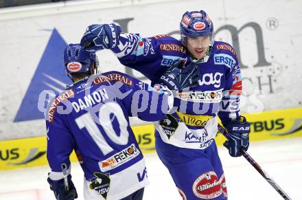 EBEL. Eishockey Bundesliga. EC Pasut VSV gegen HDD TILIA Olimpija Ljubljana. Torjubel Josh Langfeld, Derek Damon (VSV). Villach, am 26.11.2010.
Foto: Kuess 


---
pressefotos, pressefotografie, kuess, qs, qspictures, sport, bild, bilder, bilddatenbank