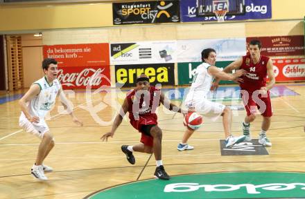 Basketball Bundesliga. Woerthersee Piraten gegen BC Vienna.  Martin Breithuber, Andreas Kuttnig (Piraten), Marcus Carr, Stjepan Stazic (Vienna). 
Klagenfurt, 21.11.2010.
Foto:  Kuess

---
pressefotos, pressefotografie, kuess, qs, qspictures, sport, bild, bilder, bilddatenbank