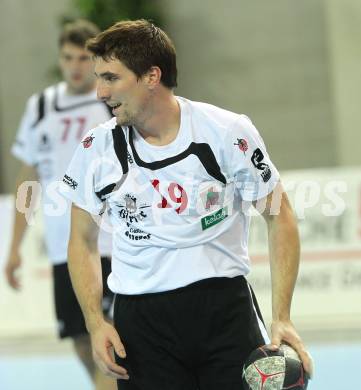 Handball Bundesliga. HC Kaernten gegen SC Ferlach. Primoz Drozina  (Ferlach). Klagenfurt, 27.11.2010.
Foto: Kuess
---
pressefotos, pressefotografie, kuess, qs, qspictures, sport, bild, bilder, bilddatenbank