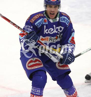 EBEL. Eishockey Bundesliga. EC Pasut VSV gegen HDD TILIA Olimpija Ljubljana. Joshua Langfeld (VSV). Villach, am 26.11.2010.
Foto: Kuess 


---
pressefotos, pressefotografie, kuess, qs, qspictures, sport, bild, bilder, bilddatenbank