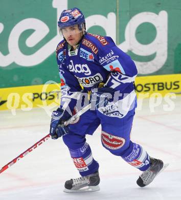 EBEL. Eishockey Bundesliga. EC Pasut VSV gegen HDD TILIA Olimpija Ljubljana. Joshua Langfeld (VSV). Villach, am 26.11.2010.
Foto: Kuess 


---
pressefotos, pressefotografie, kuess, qs, qspictures, sport, bild, bilder, bilddatenbank