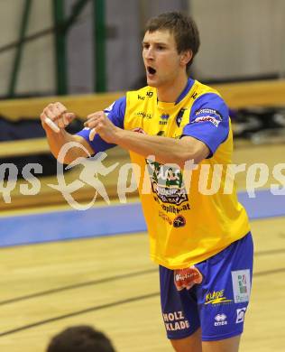 Volleyball. Challenge Cup. Aich/Dob gegen Mladost Marina Kastela. Jubel Michal Hruska (Aich/Dob). Prevalje, 25.11.2010.
Foto: Kuess
---
pressefotos, pressefotografie, kuess, qs, qspictures, sport, bild, bilder, bilddatenbank