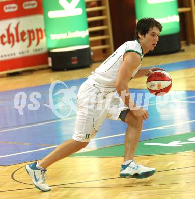 Basketball Bundesliga. Woerthersee Piraten gegen BC Vienna.  Andreas Kuttnig (Piraten). 
Klagenfurt, 21.11.2010.
Foto:  Kuess

---
pressefotos, pressefotografie, kuess, qs, qspictures, sport, bild, bilder, bilddatenbank