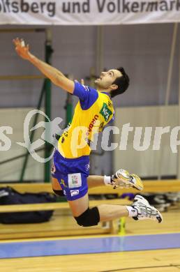 Volleyball. Challenge Cup. Aich/Dob gegen Mladost Marina Kastela. Andrej Grut (Aich/Dob). Prevalje, 25.11.2010.
Foto: Kuess
---
pressefotos, pressefotografie, kuess, qs, qspictures, sport, bild, bilder, bilddatenbank