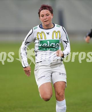 Frauenfussball. OEFB Frauenliga. SK Kelag Kaernten gegen Elitefussball Internat Westfalen. Nicole Descovich (Kaernten). Klagenfurt, am 2.10.2010.
Foto: Kuess
---
pressefotos, pressefotografie, kuess, qs, qspictures, sport, bild, bilder, bilddatenbank