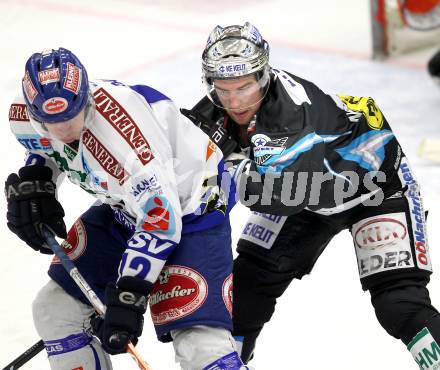 EBEL. Eishockey Bundesliga. EC Pasut VSV gegen EHC LIWEST Linz.  Michael Raffl, (VSV), Aaron McKentie (Linz). Villach, am 3.12.2010.
Foto: Kuess 


---
pressefotos, pressefotografie, kuess, qs, qspictures, sport, bild, bilder, bilddatenbank