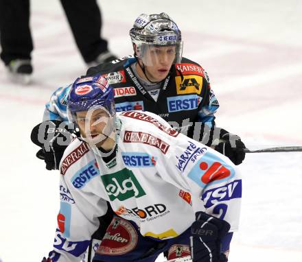 EBEL. Eishockey Bundesliga. EC Pasut VSV gegen EHC LIWEST Linz.  Michael Martin, (VSV), Robert Lukas (Linz). Villach, am 3.12.2010.
Foto: Kuess 


---
pressefotos, pressefotografie, kuess, qs, qspictures, sport, bild, bilder, bilddatenbank