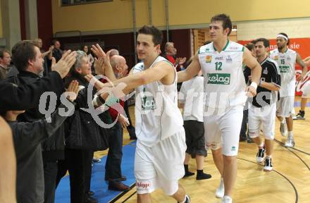 Basketball Bundesliga. Woerthersee Piraten gegen BC Vienna.  Marco Breithuber, Maximilian Kunovjanek (Piraten). 
Klagenfurt, 21.11.2010.
Foto:  Kuess

---
pressefotos, pressefotografie, kuess, qs, qspictures, sport, bild, bilder, bilddatenbank