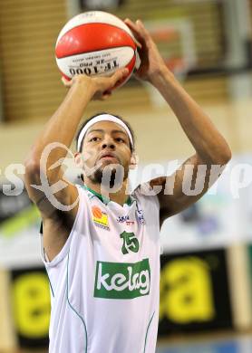 Basketball Bundesliga. Woerthersee Piraten gegen Allianz Swans Gmunden.  Thomas Kennedy (Piraten). Klagenfurt, 4.12.2010.
Foto:  Kuess

---
pressefotos, pressefotografie, kuess, qs, qspictures, sport, bild, bilder, bilddatenbank