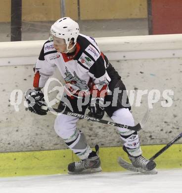 Eishockey. CHL. Carinthian Hokey League. Tarco Woelfe gegen 1. EHC Althofen. Heiko Ofner (Tarco). Klagenfurt, am 4.12.2010.
Foto: Kuess
---
pressefotos, pressefotografie, kuess, qs, qspictures, sport, bild, bilder, bilddatenbank