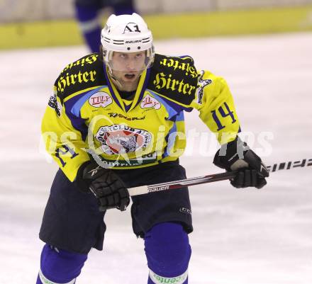 Eishockey. CHL. Carinthian Hokey League. Tarco Woelfe gegen 1. EHC Althofen. Andreas Muschlin (Althofen). Klagenfurt, am 4.12.2010.
Foto: Kuess
---
pressefotos, pressefotografie, kuess, qs, qspictures, sport, bild, bilder, bilddatenbank