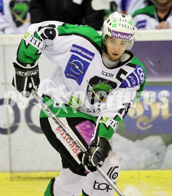 EBEL. Eishockey Bundesliga. KAC gegen HDD TILIA Olimpija Ljubljana. Ziga Pance (Laibach). Klagenfurt, am 5.12.2010.
Foto: Kuess 

---
pressefotos, pressefotografie, kuess, qs, qspictures, sport, bild, bilder, bilddatenbank