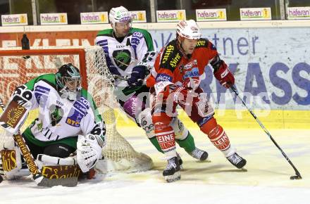 EBEL. Eishockey Bundesliga. KAC gegen HDD TILIA Olimpija Ljubljana. Jeff Shantz, (KAC), Matija Pintaric, Petr Sachl (Laibach). Klagenfurt, am 5.12.2010.
Foto: Kuess 

---
pressefotos, pressefotografie, kuess, qs, qspictures, sport, bild, bilder, bilddatenbank