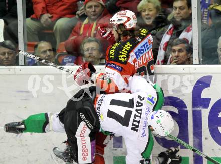 EBEL. Eishockey Bundesliga. KAC gegen HDD TILIA Olimpija Ljubljana. Martin Schumnig, (KAC), Ziga Pavlin (Laibach). Klagenfurt, am 5.12.2010.
Foto: Kuess 

---
pressefotos, pressefotografie, kuess, qs, qspictures, sport, bild, bilder, bilddatenbank