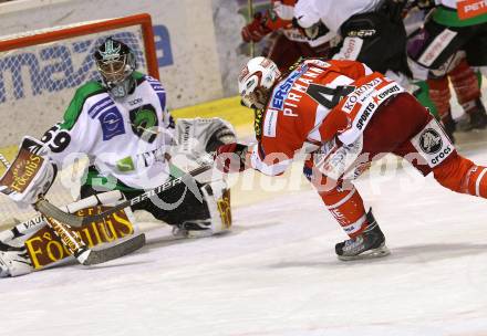 EBEL. Eishockey Bundesliga. KAC gegen HDD TILIA Olimpija Ljubljana. Markus Pirmann, (KAC), Matija Pintaric (Laibach). Klagenfurt, am 5.12.2010.
Foto: Kuess 

---
pressefotos, pressefotografie, kuess, qs, qspictures, sport, bild, bilder, bilddatenbank