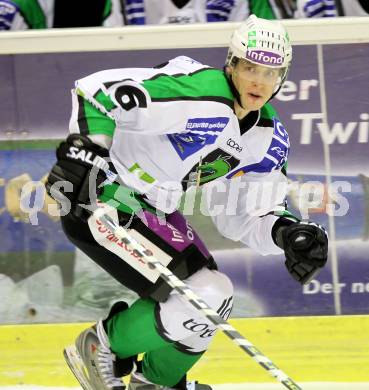 EBEL. Eishockey Bundesliga. KAC gegen HDD TILIA Olimpija Ljubljana. Ales Music (Laibach). Klagenfurt, am 5.12.2010.
Foto: Kuess 

---
pressefotos, pressefotografie, kuess, qs, qspictures, sport, bild, bilder, bilddatenbank