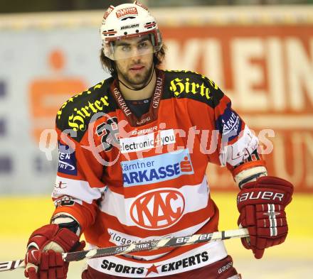 EBEL. Eishockey Bundesliga. KAC gegen HDD TILIA Olimpija Ljubljana. Martin Schumnig (KAC). Klagenfurt, am 5.12.2010.
Foto: Kuess 

---
pressefotos, pressefotografie, kuess, qs, qspictures, sport, bild, bilder, bilddatenbank