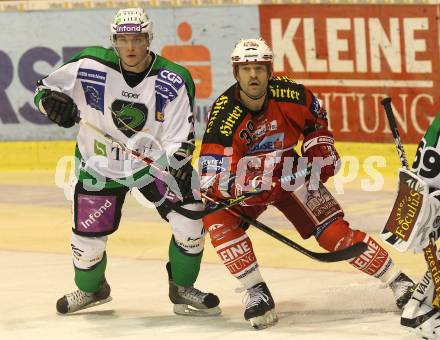 EBEL. Eishockey Bundesliga. KAC gegen HDD TILIA Olimpija Ljubljana. Jeff Shantz (KAC), Damjan Dervaric (Laibach). Klagenfurt, am 5.12.2010.
Foto: Kuess 

---
pressefotos, pressefotografie, kuess, qs, qspictures, sport, bild, bilder, bilddatenbank