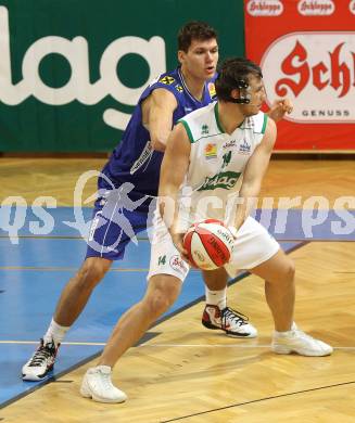 Basketball Bundesliga. Woerthersee Piraten gegen Allianz Swans Gmunden.  Maximilian Kunovjanek  (Piraten),  Jozo Rados (Gmunden). Klagenfurt, 4.12.2010.
Foto:  Kuess

---
pressefotos, pressefotografie, kuess, qs, qspictures, sport, bild, bilder, bilddatenbank