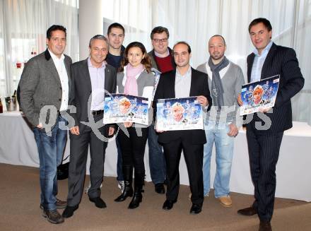 Eishockey. VSV. Kalenderpraesentation. Hannes Anton, Ferland Jonathan, Betina Rabitsch, Unterluggauer Gerhard. Villach, 7.12.2010.
Foto: Kuess
---
pressefotos, pressefotografie, kuess, qs, qspictures, sport, bild, bilder, bilddatenbank