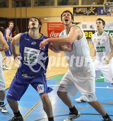 Basketball Bundesliga. Woerthersee Piraten gegen Allianz Swans Gmunden.  Erik Rhinehart  (Piraten),  Dan Oppland (Gmunden). Klagenfurt, 4.12.2010.
Foto:  Kuess
---
pressefotos, pressefotografie, kuess, qs, qspictures, sport, bild, bilder, bilddatenbank