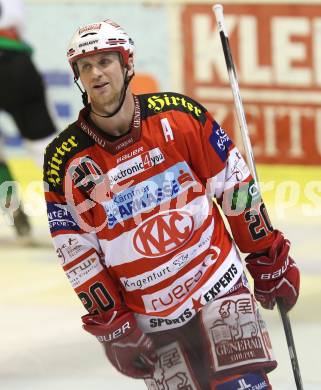 EBEL. Eishockey Bundesliga. KAC gegen HDD TILIA Olimpija Ljubljana. Mike Craig (KAC). Klagenfurt, am 5.12.2010.
Foto: Kuess 

---
pressefotos, pressefotografie, kuess, qs, qspictures, sport, bild, bilder, bilddatenbank