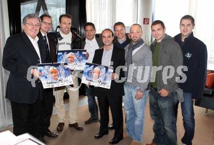 Eishockey. VSV. Kalenderpraesentation. Stroemwall Johan, Unterluggauer Gerhard, Ferland Jonathan, Petrik Niki. Villach, 7.12.2010.
Foto: Kuess
---
pressefotos, pressefotografie, kuess, qs, qspictures, sport, bild, bilder, bilddatenbank