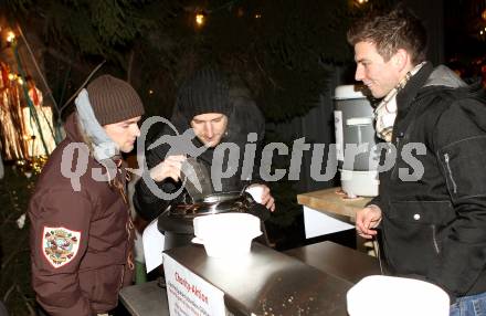 Fussball. SK Austria Klagenfurt. Charity. Kai Schoppitsch,  Marko Loibnegger. KLagenfurt, am 9.12.2010.
Foto: Kuess
---
pressefotos, pressefotografie, kuess, qs, qspictures, sport, bild, bilder, bilddatenbank