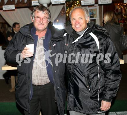 Fussball. SK Austria Klagenfurt. Charity. Josef Seppi Loibnegger, Walter Schoppitsch. KLagenfurt, am 9.12.2010.
Foto: Kuess
---
pressefotos, pressefotografie, kuess, qs, qspictures, sport, bild, bilder, bilddatenbank