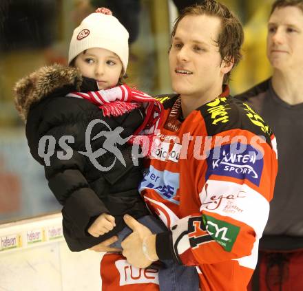 EBEL. Eishockey Bundesliga. KAC gegen HDD TILIA Olimpija Ljubljana. Manuel Geier (KAC). Klagenfurt, am 5.12.2010.
Foto: Kuess 

---
pressefotos, pressefotografie, kuess, qs, qspictures, sport, bild, bilder, bilddatenbank