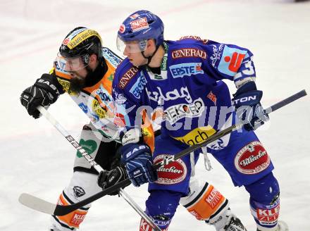 EBEL. Eishockey Bundesliga. EC Pasut VSV gegen  Graz 99ers. Matt Ryan,  (VSV), Markus Peintner (Graz). Villach, am 10.12.2010.
Foto: Kuess 


---
pressefotos, pressefotografie, kuess, qs, qspictures, sport, bild, bilder, bilddatenbank