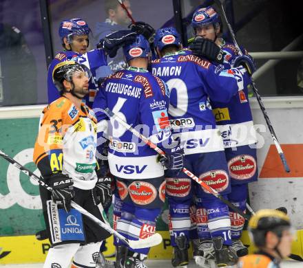 EBEL. Eishockey Bundesliga. EC Pasut VSV gegen  Graz 99ers. Torjubel VSV. Villach, am 10.12.2010.
Foto: Kuess 


---
pressefotos, pressefotografie, kuess, qs, qspictures, sport, bild, bilder, bilddatenbank