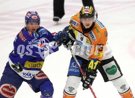 EBEL. Eishockey Bundesliga. EC Pasut VSV gegen  Graz 99ers. Andreas Wiedergut, (VSV),  Matthias Iberer (Graz). Villach, am 10.12.2010.
Foto: Kuess 


---
pressefotos, pressefotografie, kuess, qs, qspictures, sport, bild, bilder, bilddatenbank