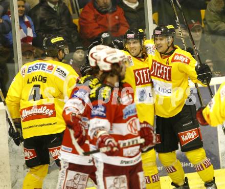 EBEL. Eishockey Bundesliga. KAC gegen EV Vienna Capitals. Torjubel (Vienna). Klagenfurt, am 10.12.2010.
Foto: Kuess 

---
pressefotos, pressefotografie, kuess, qs, qspictures, sport, bild, bilder, bilddatenbank