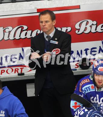 EBEL. Eishockey Bundesliga. EC Rekordfenster VSV gegen  Moser Medical Graz 99ers.  Trainer Johan Stroemwall (VSV). Villach, am 10.12.2010.
Foto: Kuess 


---
pressefotos, pressefotografie, kuess, qs, qspictures, sport, bild, bilder, bilddatenbank