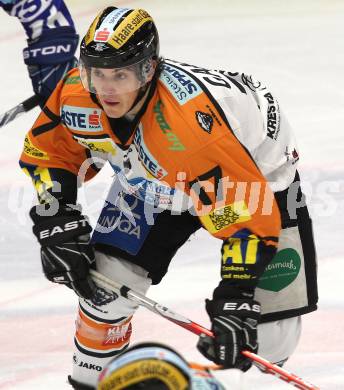 EBEL. Eishockey Bundesliga. EC Rekordfenster VSV gegen  Moser Medical Graz 99ers.  Manuel Ganahl (Graz). Villach, am 10.12.2010.
Foto: Kuess 


---
pressefotos, pressefotografie, kuess, qs, qspictures, sport, bild, bilder, bilddatenbank