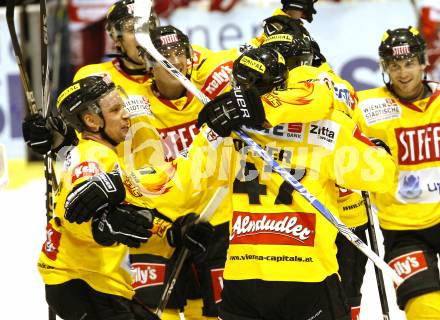 EBEL. Eishockey Bundesliga. KAC gegen EV Vienna Capitals. Jubel (Vienna). Klagenfurt, am 10.12.2010.
Foto: Kuess 

---
pressefotos, pressefotografie, kuess, qs, qspictures, sport, bild, bilder, bilddatenbank