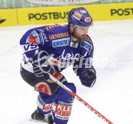 EBEL. Eishockey Bundesliga. EC Rekordfenster VSV gegen  Moser Medical Graz 99ers.  Gerhard Unterluggauer (VSV). Villach, am 10.12.2010.
Foto: Kuess 


---
pressefotos, pressefotografie, kuess, qs, qspictures, sport, bild, bilder, bilddatenbank