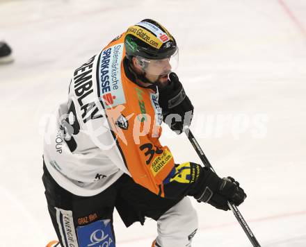 EBEL. Eishockey Bundesliga. EC Rekordfenster VSV gegen  Moser Medical Graz 99ers.  Yannik Tremblay (Graz). Villach, am 10.12.2010.
Foto: Kuess 


---
pressefotos, pressefotografie, kuess, qs, qspictures, sport, bild, bilder, bilddatenbank