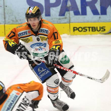 EBEL. Eishockey Bundesliga. EC Rekordfenster VSV gegen  Moser Medical Graz 99ers.  Manuel Ganahl (Graz). Villach, am 10.12.2010.
Foto: Kuess 


---
pressefotos, pressefotografie, kuess, qs, qspictures, sport, bild, bilder, bilddatenbank