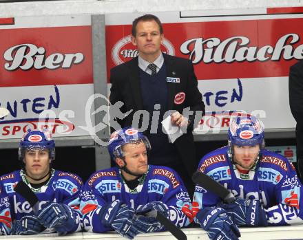 EBEL. Eishockey Bundesliga. EC Rekordfenster VSV gegen  Moser Medical Graz 99ers.  Trainer Johan Stroemwall, Nico Toff, Roland Kaspitz, Benjamin Petrik (VSV). Villach, am 10.12.2010.
Foto: Kuess 


---
pressefotos, pressefotografie, kuess, qs, qspictures, sport, bild, bilder, bilddatenbank